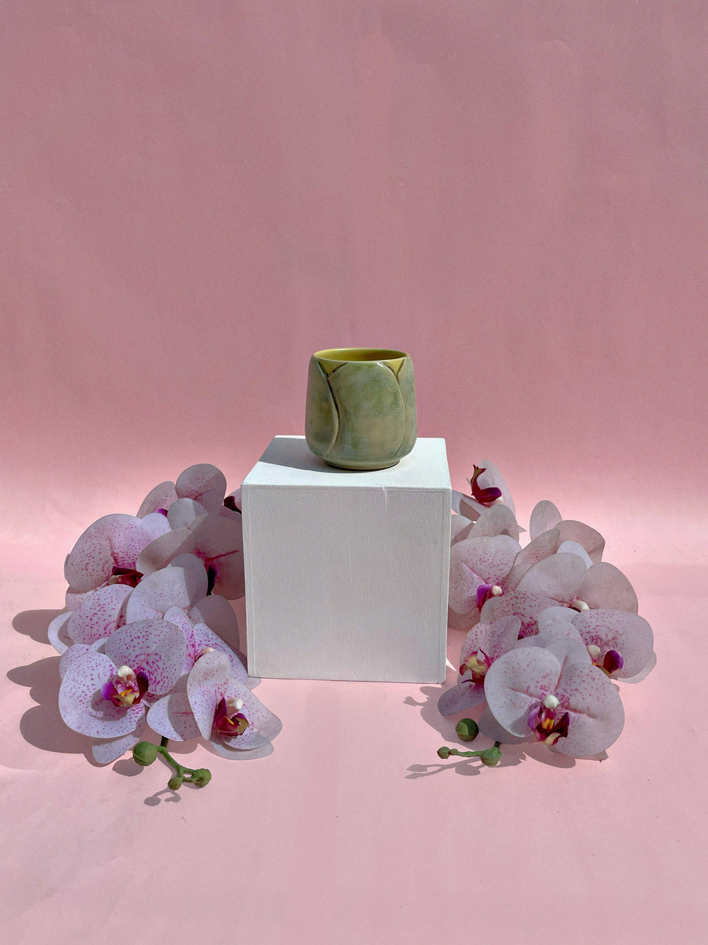 Golden Light Bud Mug